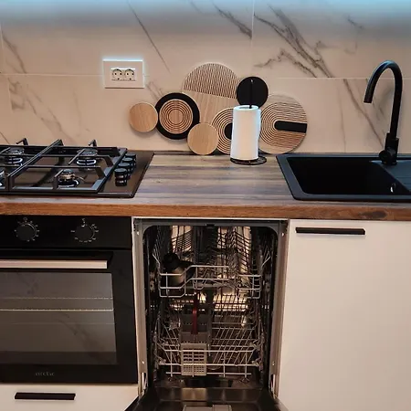 Bright Corner Pacii Apartament *