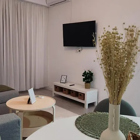 Apartment Bright Corner Pacii *