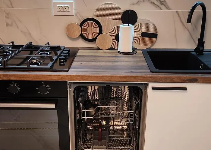 Bright Corner Pacii Apartment *
